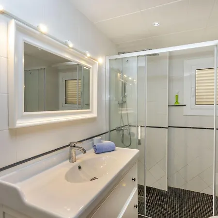 Cala Salionc By Interhome Διαμέρισμα Canet De Mar