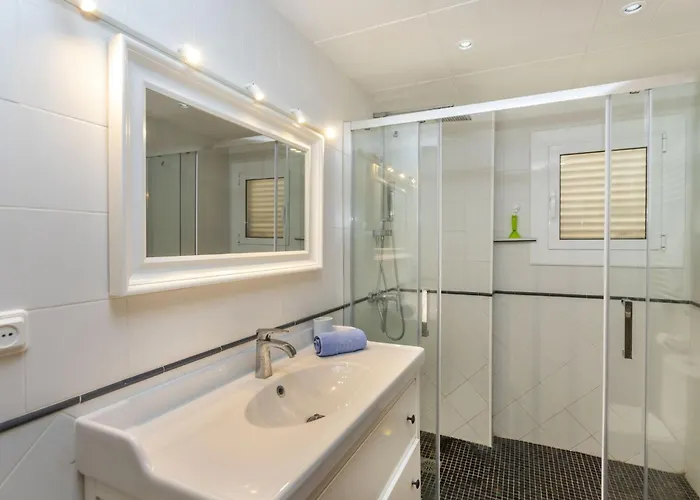 Cala Salionc By Interhome شقة كانيه دي مار