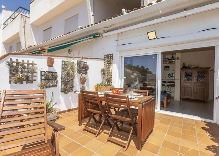 شقة Cala Salionc By Interhome